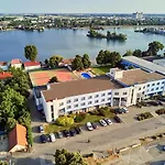 Hotel Aqua - Family Friendly 4*