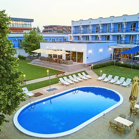 Aqua - Family Friendly Hotel
