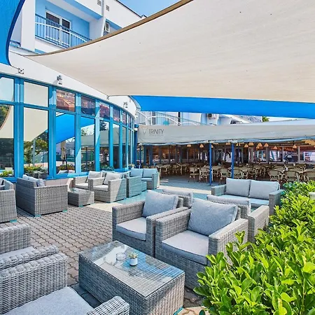 Aqua - Family Friendly Hotel 4*