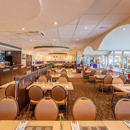 Aqua - Family Friendly Senec