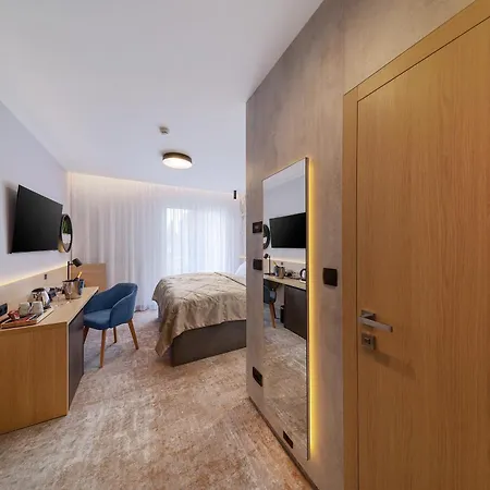 Aqua - Family Friendly Senec