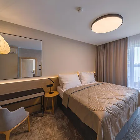 Aqua - Family Friendly Hotel Senec