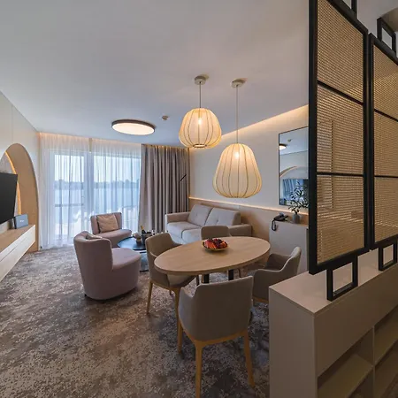 Aqua - Family Friendly Hotel Senec