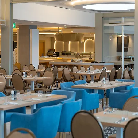 Aqua - Family Friendly Hotel