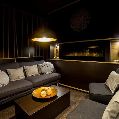 Aqua - Family Friendly