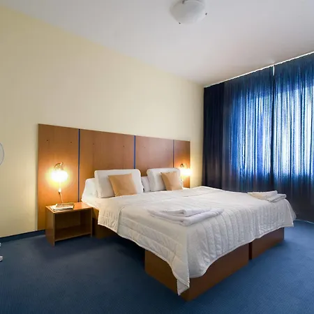 Aqua - Family Friendly Senec