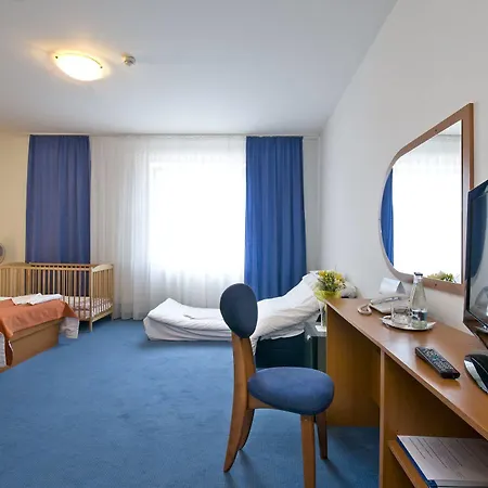 Hotel Aqua - Family Friendly