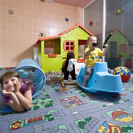 Aqua - Family Friendly Hotel 4*