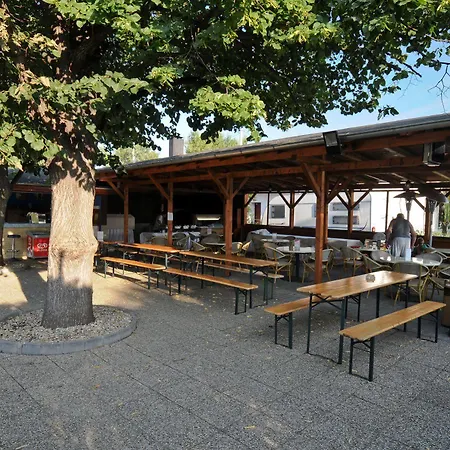 Hotel Aqua - Family Friendly